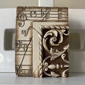 Sid Dickens wall tile T04 Music with Moulding